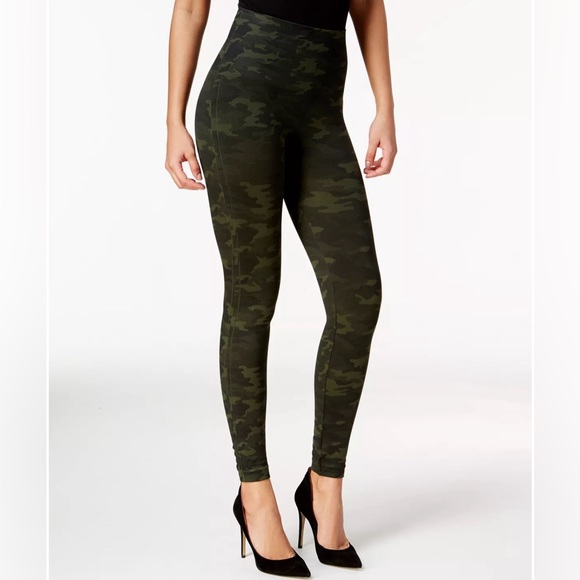 NWT SPANX Look at me now Leggings 💪🏻 - Picture 2 of 6